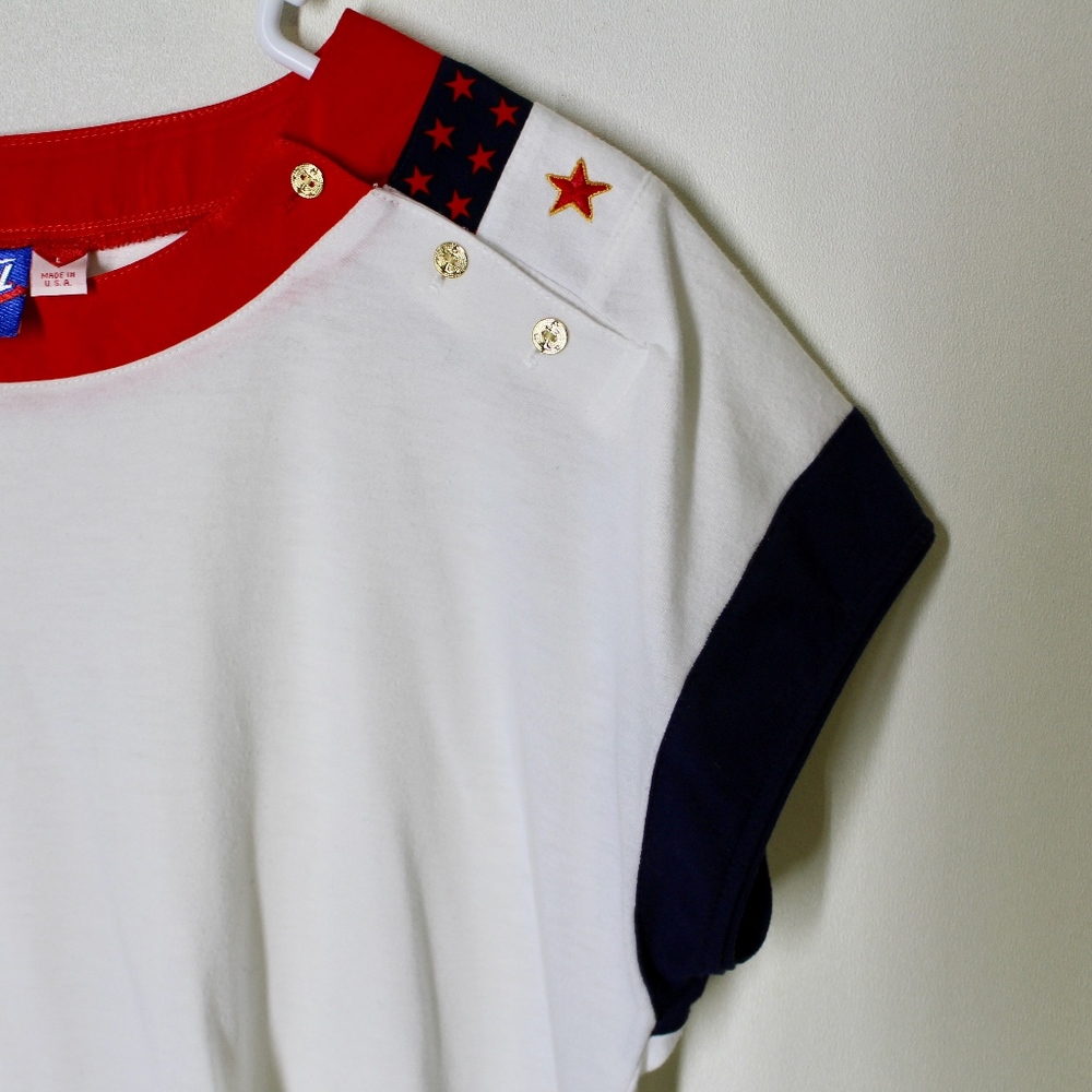 TAIL golf/tennis patriotic tee